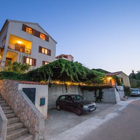 Apartments Pol Murvu Vis Esterno foto