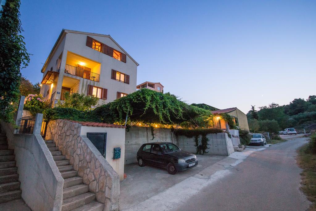 Apartments Pol Murvu Vis Esterno foto